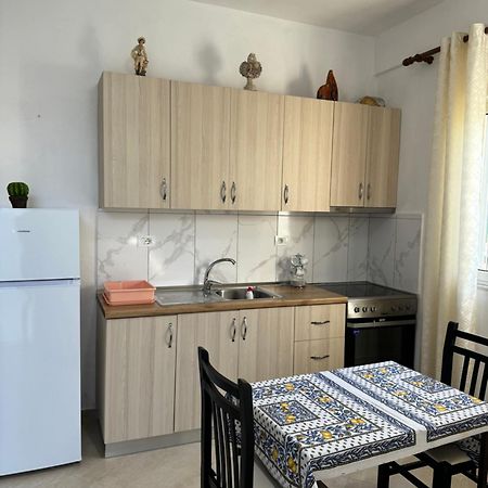 Holiday Apartments Дуррес Экстерьер фото