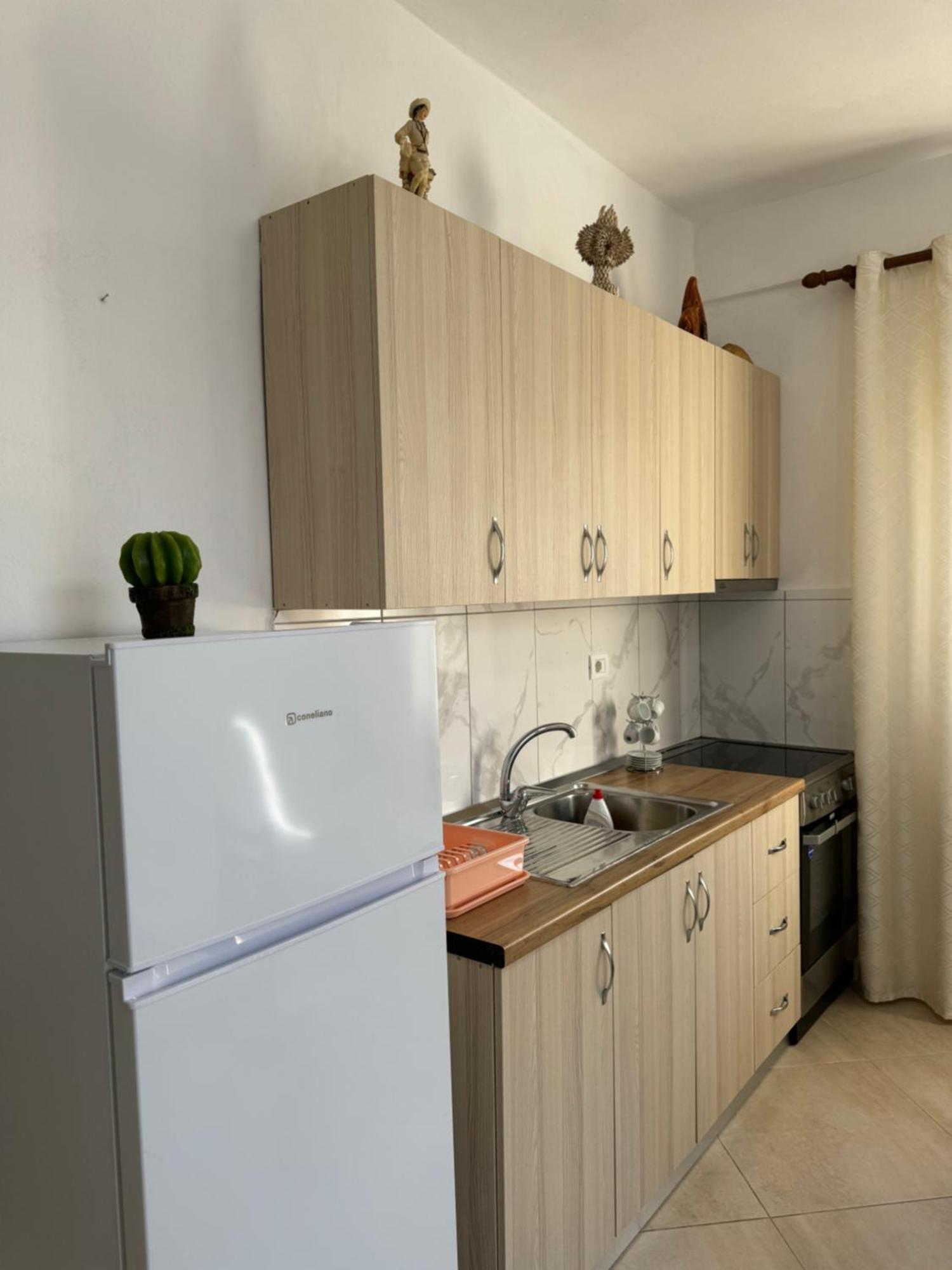 Holiday Apartments Дуррес Экстерьер фото