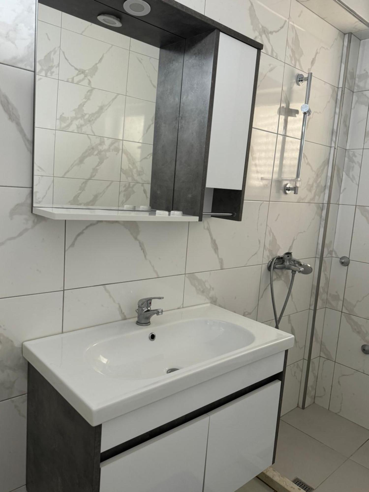 Holiday Apartments Дуррес Экстерьер фото